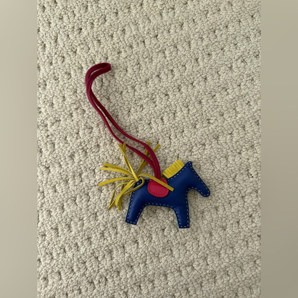 Hermes two side color Rodeo PM charm - Picture 2 of 2